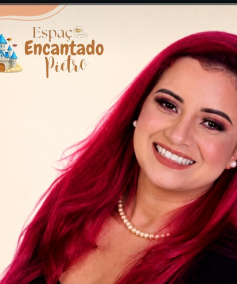 Retrato profissional de Camila de Vasconcelos Simão, fonoaudióloga